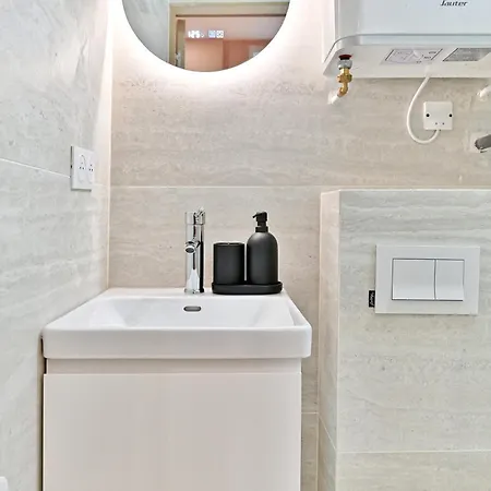 아파트 Central, Cozy And Air-conditioned - 17