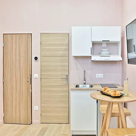 아파트 Central, Cozy And Air-conditioned - 17 *