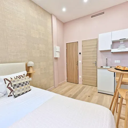 Appartement Central, Cozy And Air-conditioned - 17 Parijs